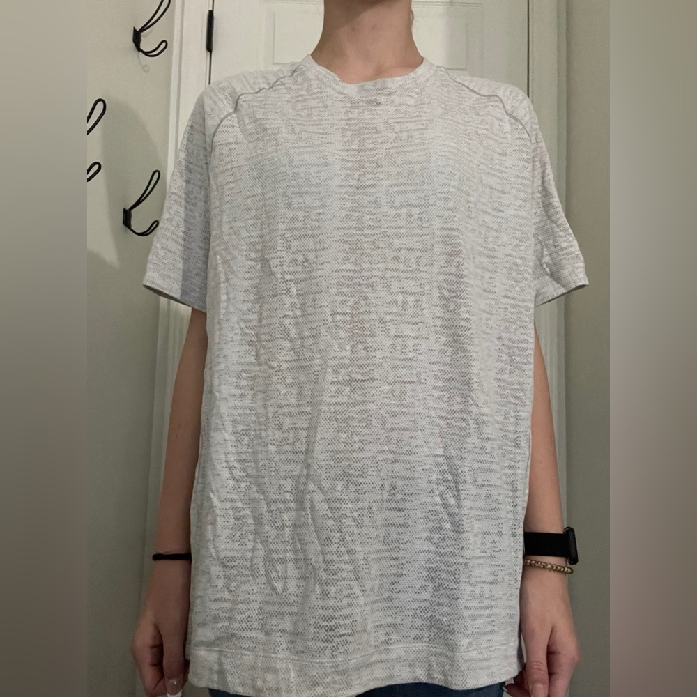 Men’s adidas shirt